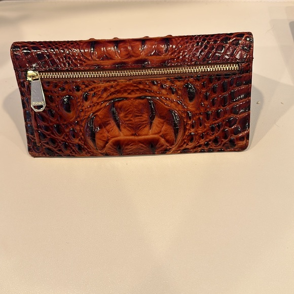 Brahmin ADY Wallet Pecan Melbourne Used, with tags. Excellent condition - Picture 4 of 5